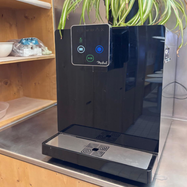 Fontaine Drinkpad Mistral Encas Service à Sète